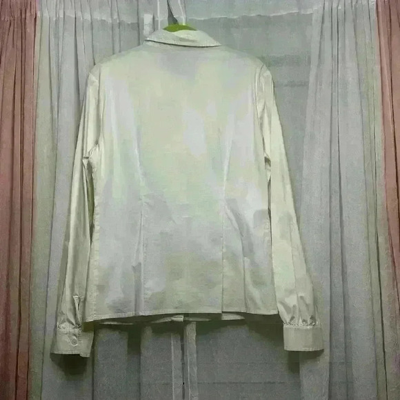 Micheal Micheal Kors Sz 8 Ivory Cream Ruffled Stretch Button Up item# 8J - Picture 3 of 5